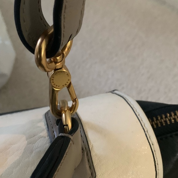 MARC JACOBS TOP HANDLE CROSSBODY BAG - Picture 9 of 12